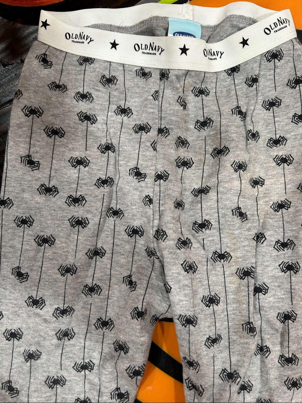 HALLOWEEN 🎃  Old Navy Gray Kids' Spider Print Jogger Pants